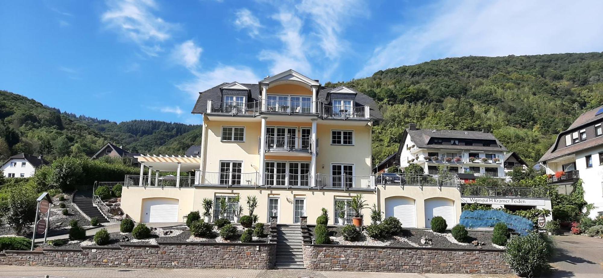 Residenz Moselstausee Занкт-Альдегунд Екстер'єр фото